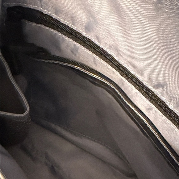 Ihkwip crossbody quilted metallic silver  Bag - Picture 10 of 16